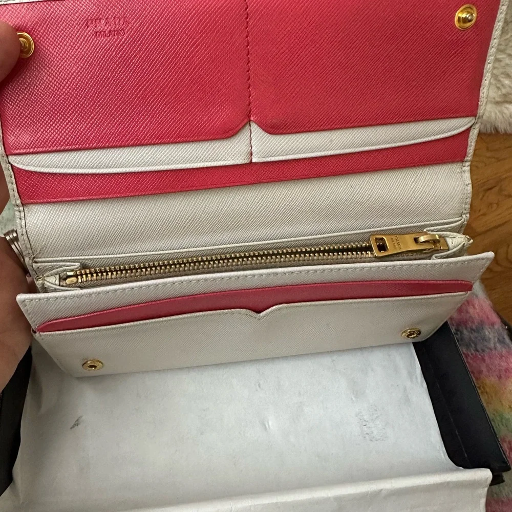 Pink and white Prada long wallet - Picture 2 of 6